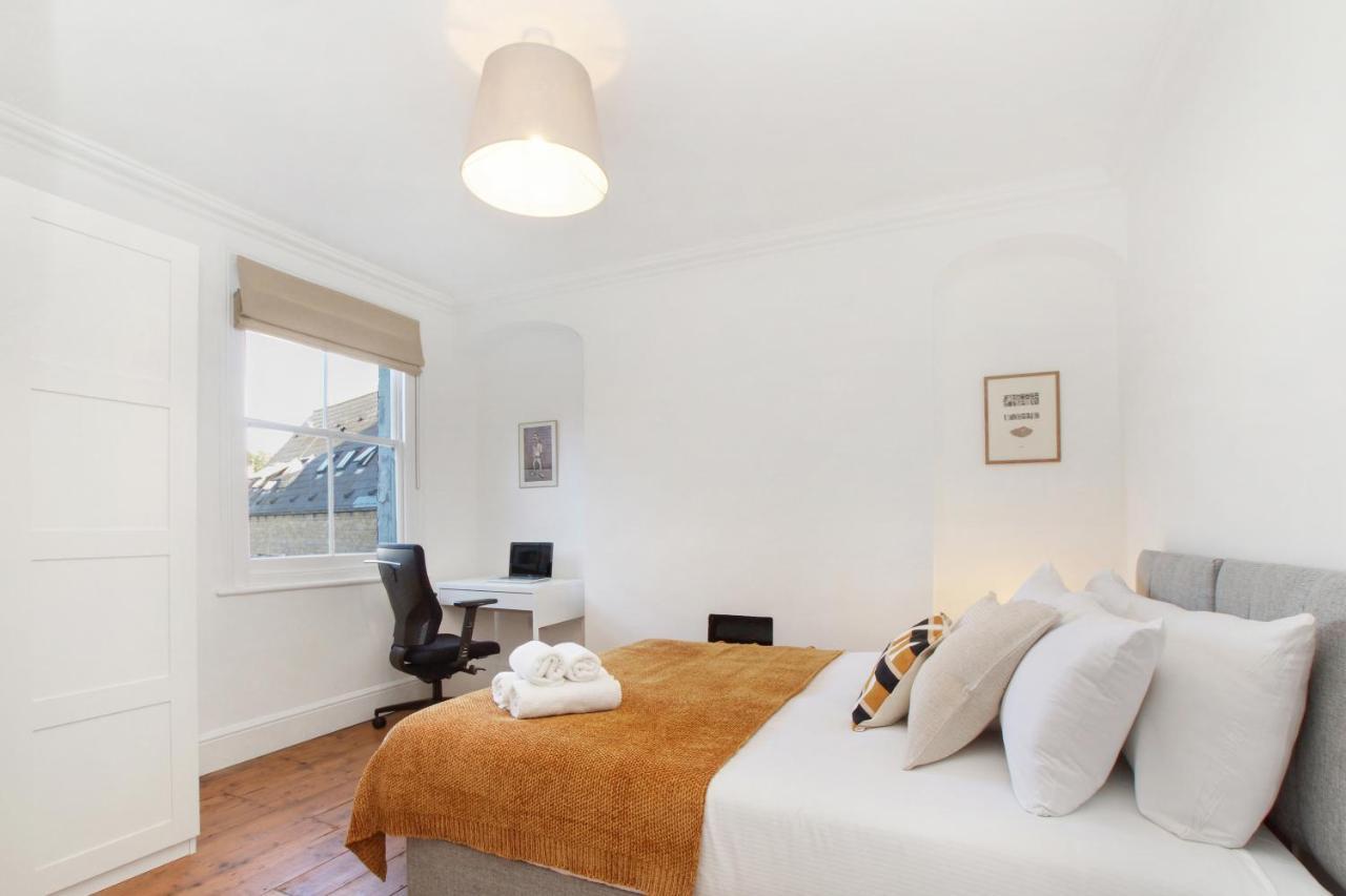 Bright, Stylish & Cosy 3-Bed Flat Near Mile End Lägenhet London Exteriör bild